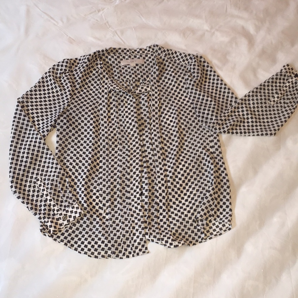 LOFT long sleeve SP blouse